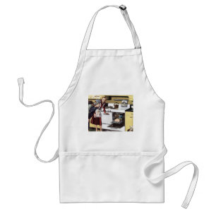 Vintage Mama in der Küche Kochen und Osterbrunnen Schürze