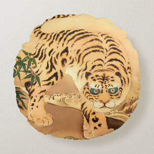 Vintage-Minhwa-Tiger an einem Bach Rundes Kissen