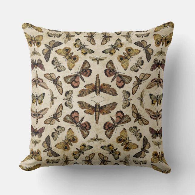 Vintage Moths Square Throw Kissen (Vorderseite)