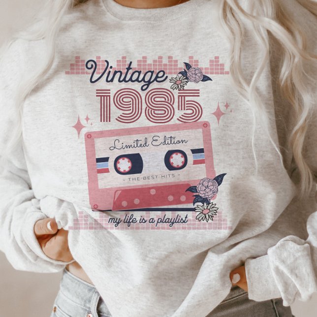 Vintage Musikkassette 1985 in limitierter Auflage Sweatshirt (Von Creator hochgeladen)