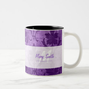 Vintage-Muster individuelle Initiale Weiß Lila Zweifarbige Tasse