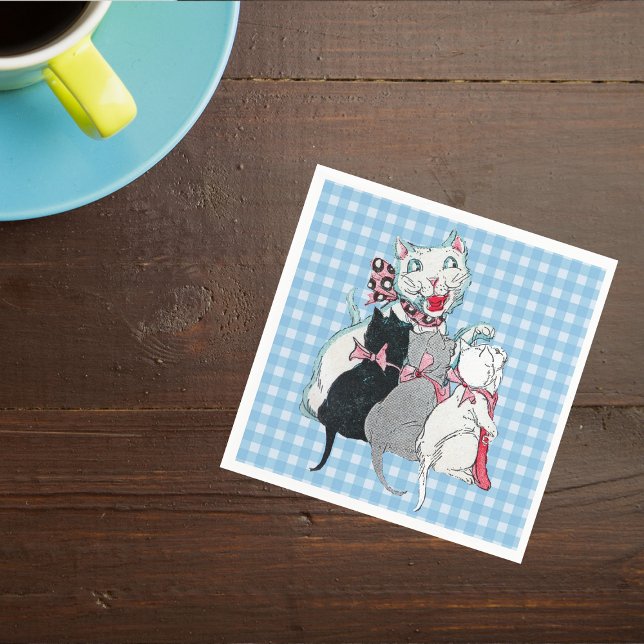 Vintage Mutterkatze Drei Kätzchen Pink Bogen Serviette (White mother cat with three kittens on blue white plaid napkins.)