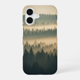 Vintage Nebelwald bei Morgendämmerung iPhone 16 Hülle