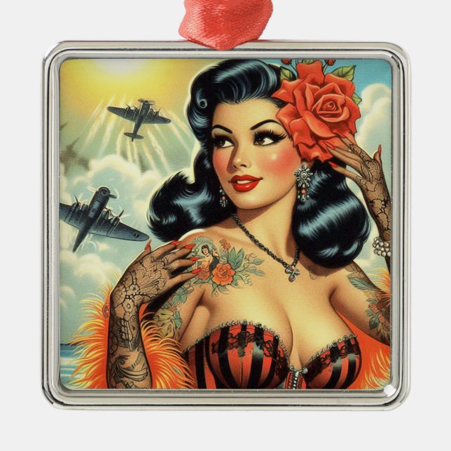 Vintage Niedliche Tattoo Girl Ornament Aus Metall (Vorne)