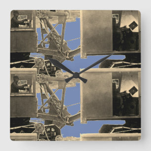 Vintage Northwest Crane Heavy Equipment Quadratische Wanduhr