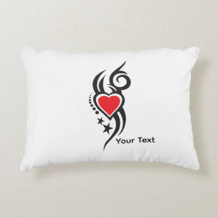 Vintage Ornamental Heart mit floraler Tattoo-Kunst Dekokissen
