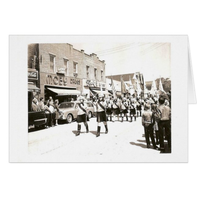 Vintage Parade auf der Hauptstraße (Vorderseite (Horizontal))