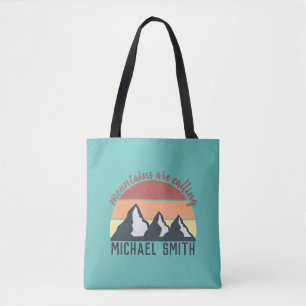 Vintage-Pastellberge rufen Monogramm-Himmel