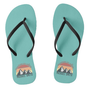 Vintage-Pastellberge rufen Monogramm-Himmel Flip Flops