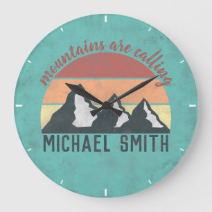 Vintage pastels mountains are calling monogram große wanduhr