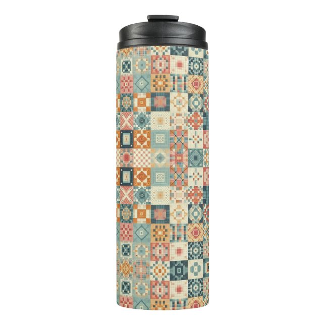 Vintage, patchworkartiger Quilt-Look Thermosbecher (Vorderseite)