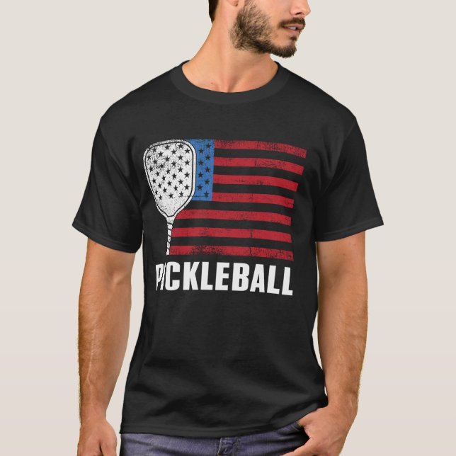Vintage Patriotic USA Pickleball-Flagge T-Shirt (Vorderseite)