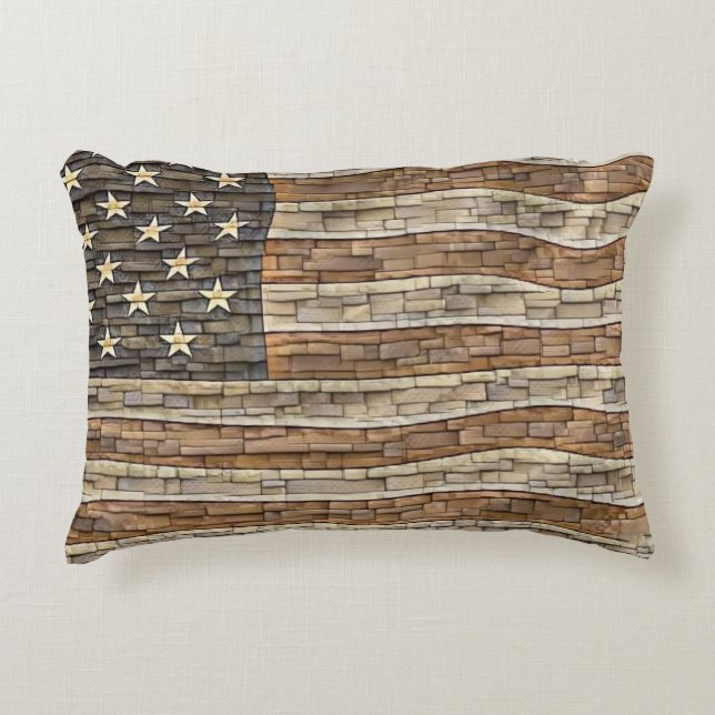 Vintage Patriotische USA-Flagge auf Steinmauer Dekokissen (Vorderseite)