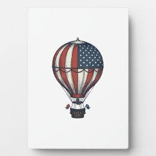 Vintage patriotisches Heißluftballon-Shirt-Design_ Fotoplatte