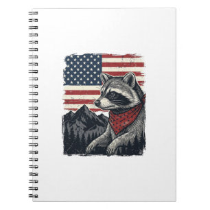 Vintage patriotisches Waschbär Berg Flagge Shirt D Notizblock