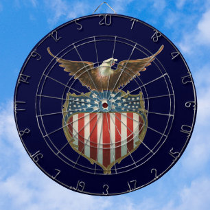 Vintage Patriotismus, stolzer Adler über der ameri Dartscheibe