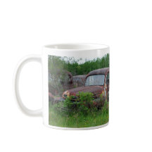 Vintage-Patrona eines rostigen Lastwagens