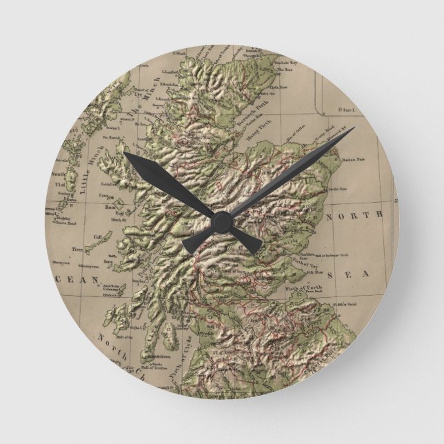 Vintage Physikalische Karte Schottlands (1880) Runde Wanduhr (Vorderseite)