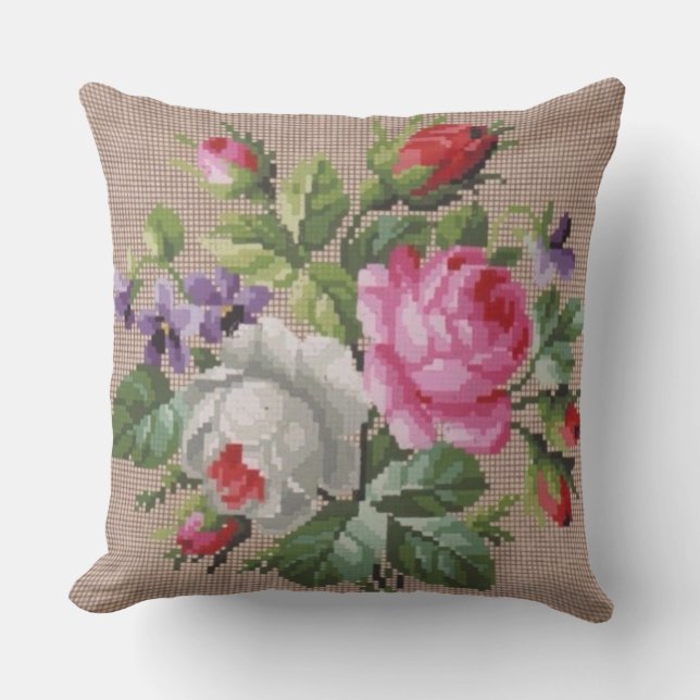 Vintage Pink and WhiteFloral Cross Stitch Kissen (Vorderseite)