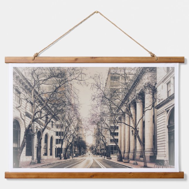 Vintage Portland City Street Wandteppich Mit Holzrahmen (Vorne)