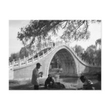 Vintage-Postkarte der Brücke im Sommerpalast von P