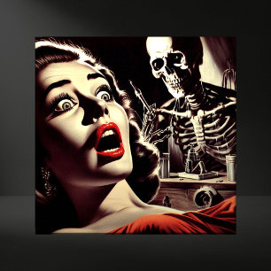 Vintage-Pulp-Horror-Frau Fliese