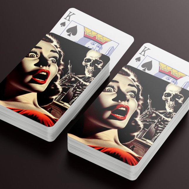 Vintage-Pulp-Horror-Frau Spielkarten (Von Creator hochgeladen)