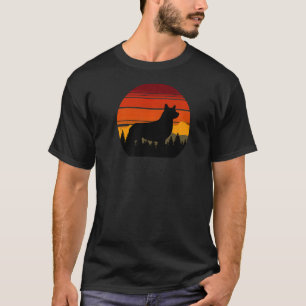 Vintage rauer Retro-Himmel- und Wald-Corgi-Hund 1 T-Shirt