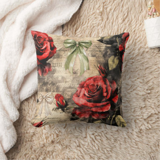 Vintage Red Roses Throw Pillow Kissen