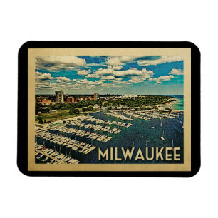 Vintage Reise Milwaukee Wisconsin Magnet