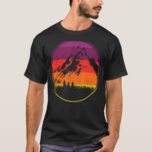 Vintage retro Berg für Kletterer und Wanderer T-Shirt