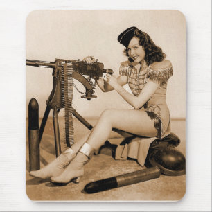 Vintage Retro Frau Maschinengewehr Mädchen Mousepad