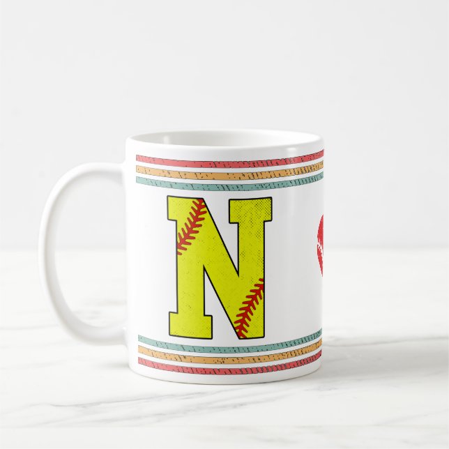 Vintage Retro Softball Letter N Distressed Kaffeetasse (Links)