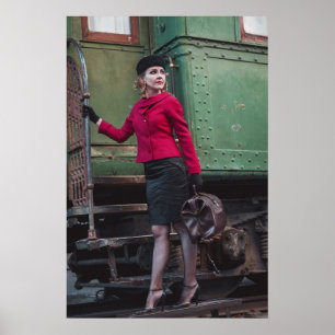 Vintage Retrofrau am Bahnhof Poster