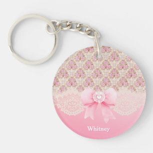 Vintage-Rosa-Blumenband und Spitze Name Schlüsselanhänger