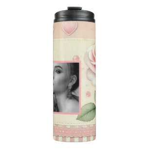 Vintage rosa Herz Blumen Foto Wasserfarbe Thermosbecher