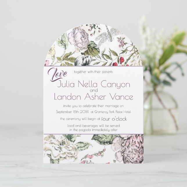 Vintage Rose Dragonfly Rot Lila Hochzeit Einladung (Stehend Vorderseite)