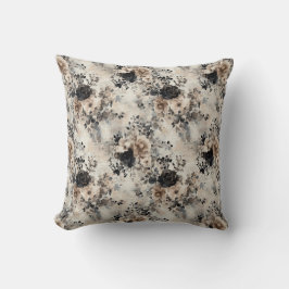 Vintage Rose in Beige, Schwarz, Creme Kissen