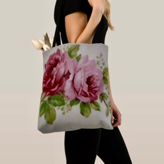 Vintage-Rosen-Eleganz  (Tote Bag — 100% polyester, black laminated lining 100% cotton web hand. Made in the USA.
)