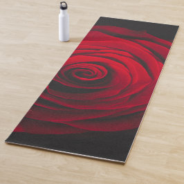 Vintage rote Rose auf schwarzem Hintergrund Yogamatte