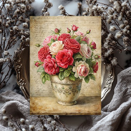 Vintage rote Rosen in Shabby mit Retro-Vase Seidenpapier