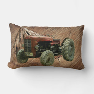Vintage roter Traktor rustikale Scheune Lendenkissen