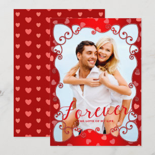 Vintage rotes Valentinstag-Foto mit rosa Herzen Feiertagskarte