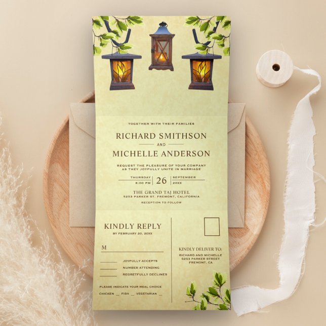 Vintage rustikale Lanterneisen in einer Hochzeit Dreifach Gefaltete Einladung (Von Creator hochgeladen)