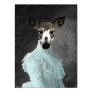 Vintage Scheckenhirsch im Kleid Fotodruck