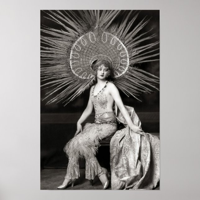 Vintage, schön dekorierte Tänzerin Print Poster (Vorne)