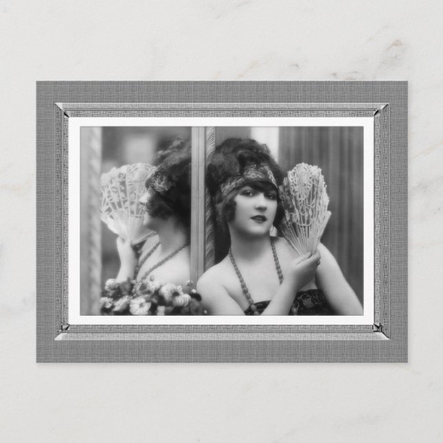 Vintage Schönheit - Reflektion - schwarz-weiß Postkarte (Vorderseite)