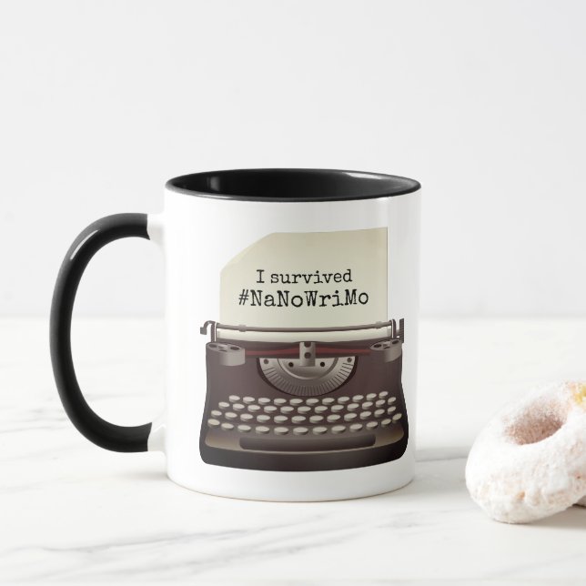 Vintage Schreibmaschine mit Papier Tasse (Mit Donut)