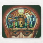 Vintage Science Fiction, Alien Brain im Labor Mousepad<br><div class="desc">Vintage Illustration futuristische Science Fiction Außerirdischen und Roboter Bild mit einem Mann, dessen Gehirn exponiert zeigt ein Labor. Ein klassisches Comic-Buch-Design mit einem Cyborg-Wissenschaftler mit seiner Hand in sein Kinn mit einem intensiven Blick auf sein Gesicht und sieht aus, als ob er an die Zukunft denkt oder vielleicht gerade in...</div>