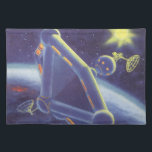 Vintage Science Fiction Orbit-Raumstation Stofftischset<br><div class="desc">Vintage Illustration futuristischen Weltraum und Planeten Science Fiction Bild. Eine Raumstation,  die sich um einen Planeten oder Mond umkreist und in Zukunft eine helle Sonne am Himmel strahlt. Ein klassischer 50er Retro-Sci-Fi-Comic Buch Design.</div>